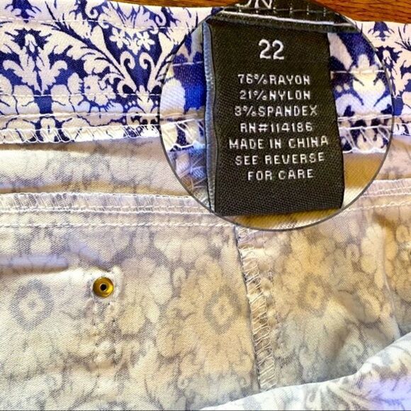 8TH & MADISON ANKLE LENGTH PANTS 22 NWT - Picture 7 of 16